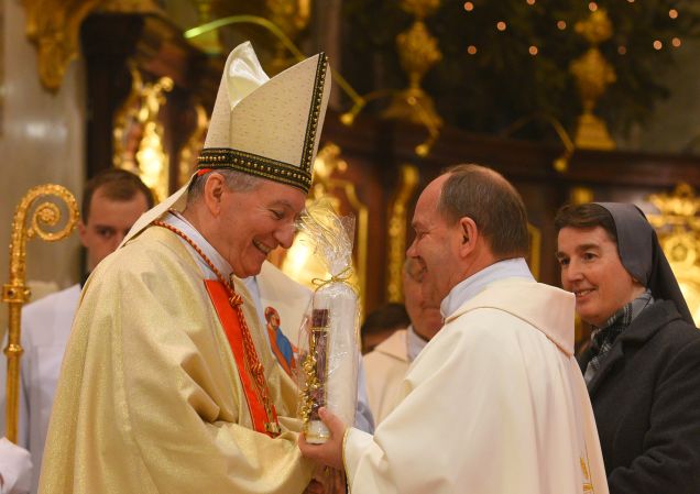 Kardinal Parolin bo na Brezjah daroval sveto mašo za Evropo